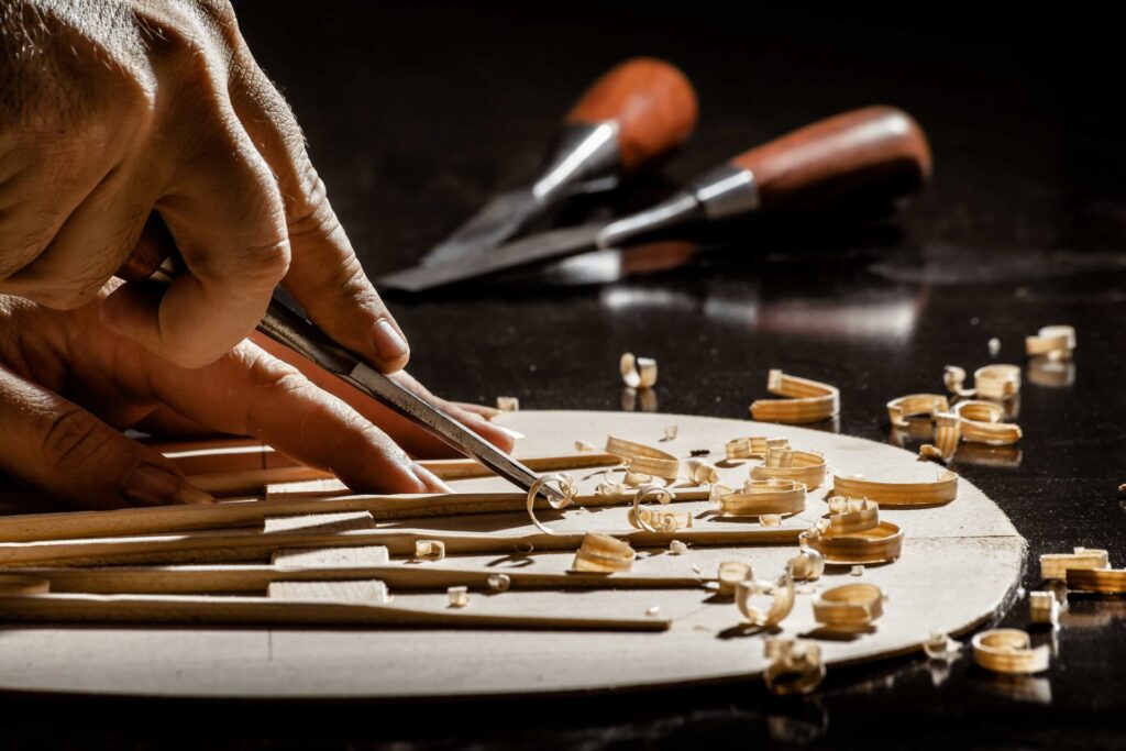 Accueil. Construction de guitare portugaise.